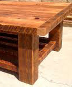 שולחן מעץ דאגלס