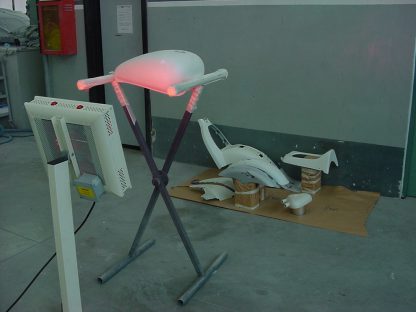 ⁦תנור חימום אינפרא אדום תעשייתי נייד 3000W HELIOS ROBOT STAR PROGETTI⁩ – תמונה ⁦3⁩
