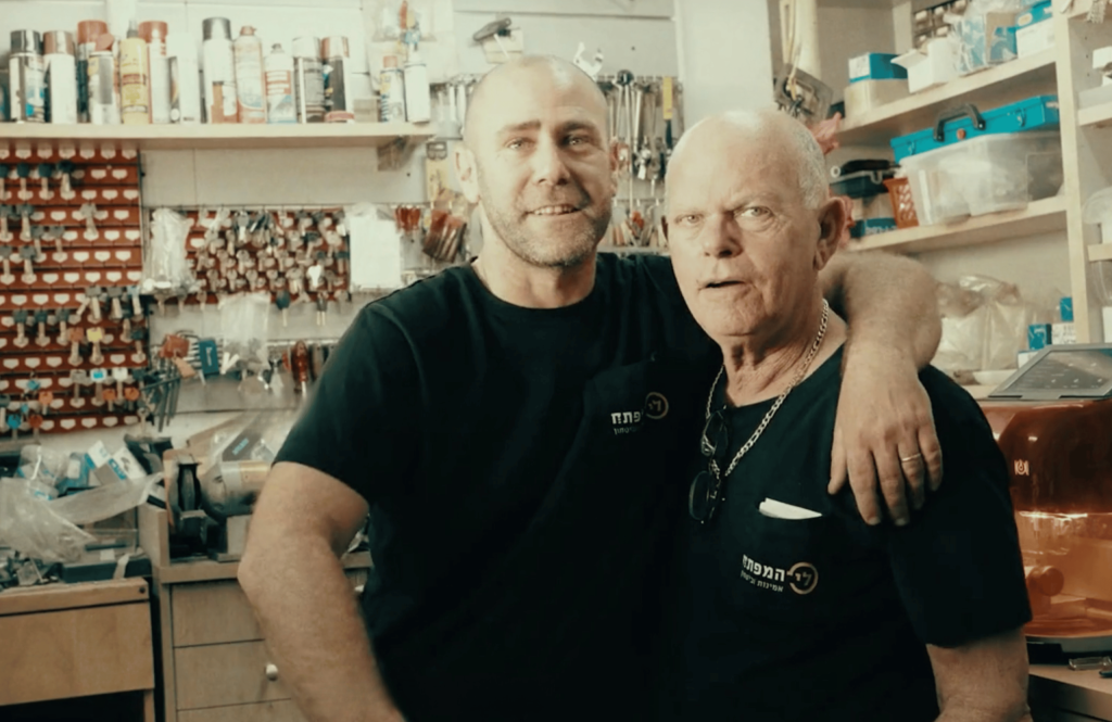 לי המפתח - חברה משפחתית לשירותי מנעולנות